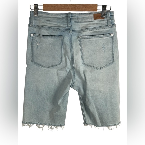 Judy Blue Faded Denim Distressed Shorts Small - Picture 2 of 8